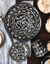 Cargar imagen en el visor de la galería, Vajilla negro