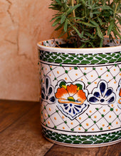 Cargar imagen en el visor de la galería, Maceta Cilindro Mediana Verde