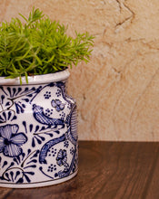 Cargar imagen en el visor de la galería, Maceta Lechero chica Azul con Blanco