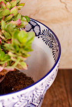 Cargar imagen en el visor de la galería, Maceta Lisa 24 cm Azul con Blanco
