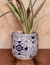 Cargar imagen en el visor de la galería, Maceta Oval 15 cm Azul Talavera